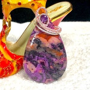 Stunning purple and orange crazy lace agate pendant NWOT